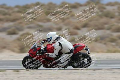 media/May-05-2025-Moto Forza (Mon) [[3c1838c5e5]]/2-B Group/Session 3 (Panning Test Turn 14 Inside)/